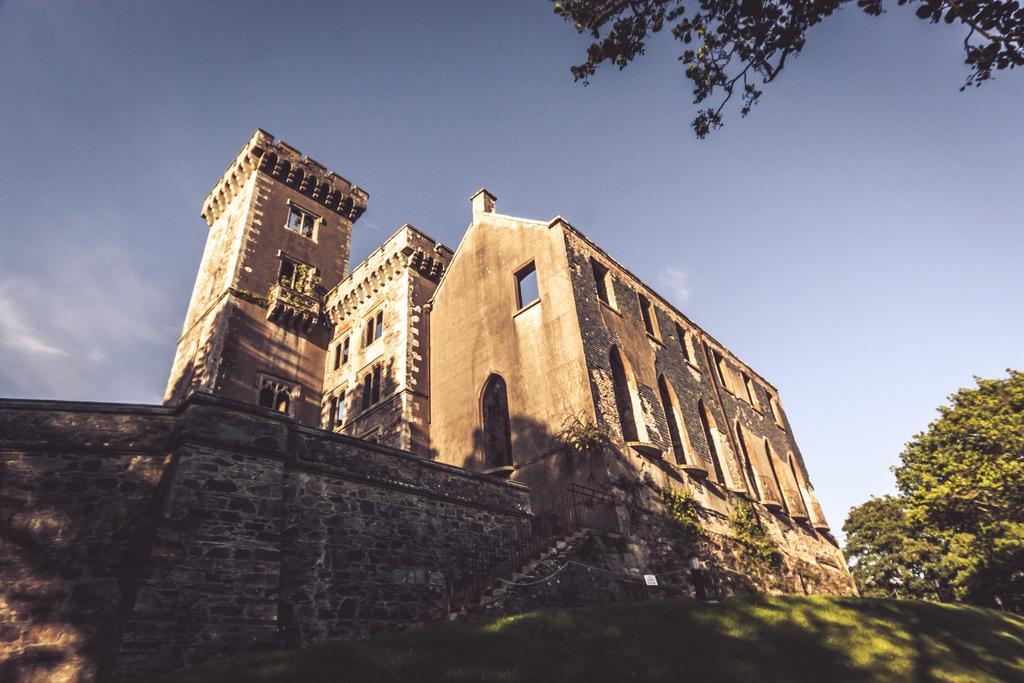 エニスコーシーWilton Castleアパートメント エクステリア 写真